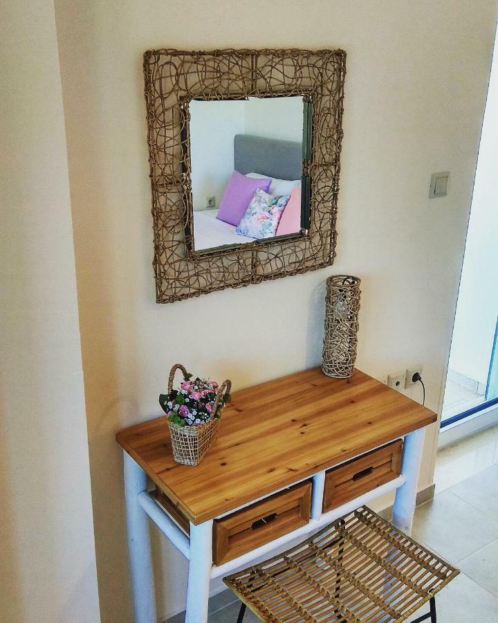 Villa Oasis Galatás Eksteriør billede