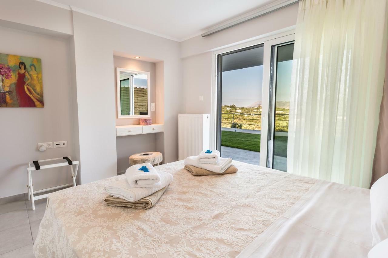 Villa Oasis Galatás Eksteriør billede